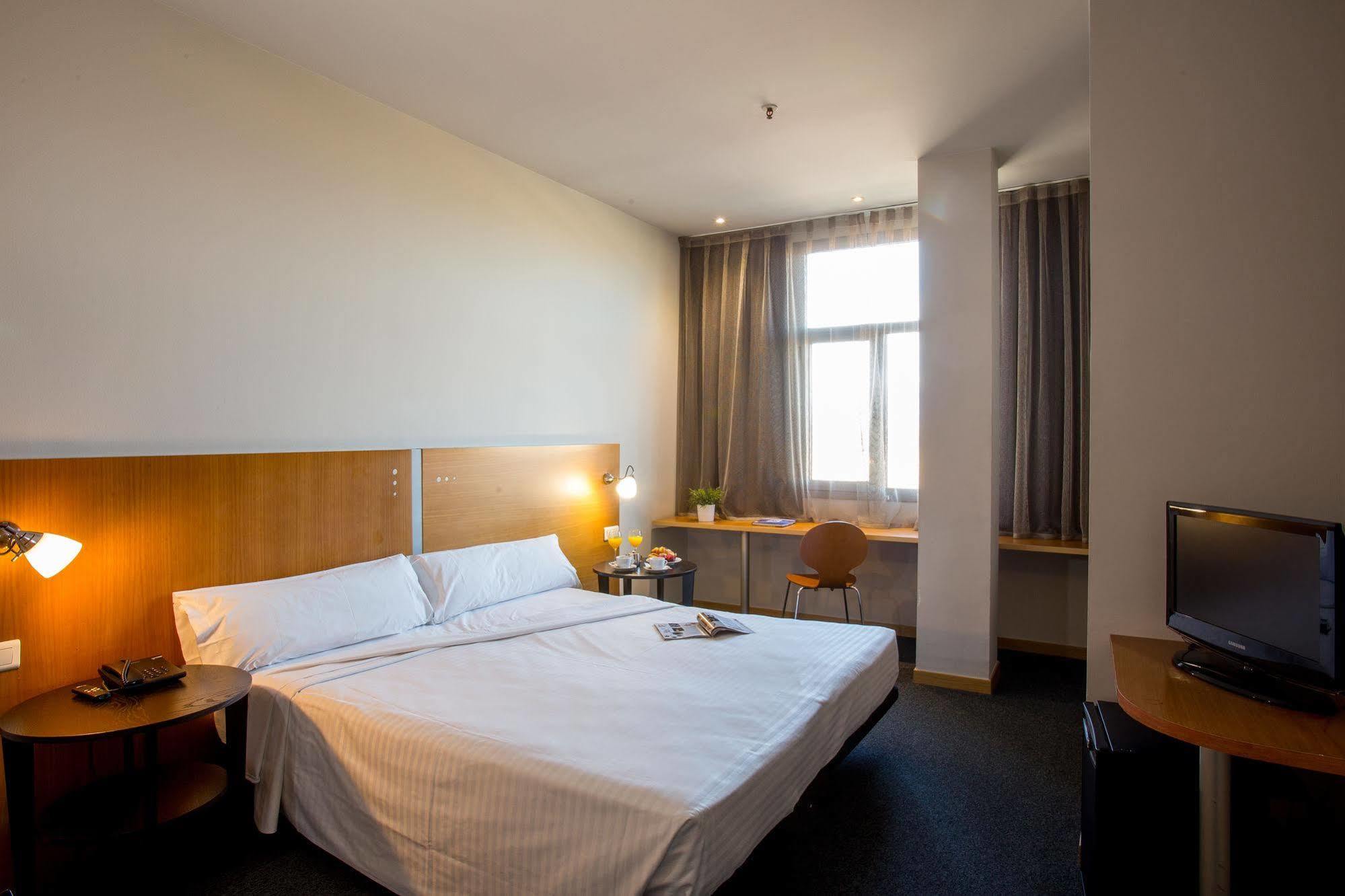 B&B Hotel Barcelona Mollet Porta De Gallecs Mollet del Vallès Εξωτερικό φωτογραφία
